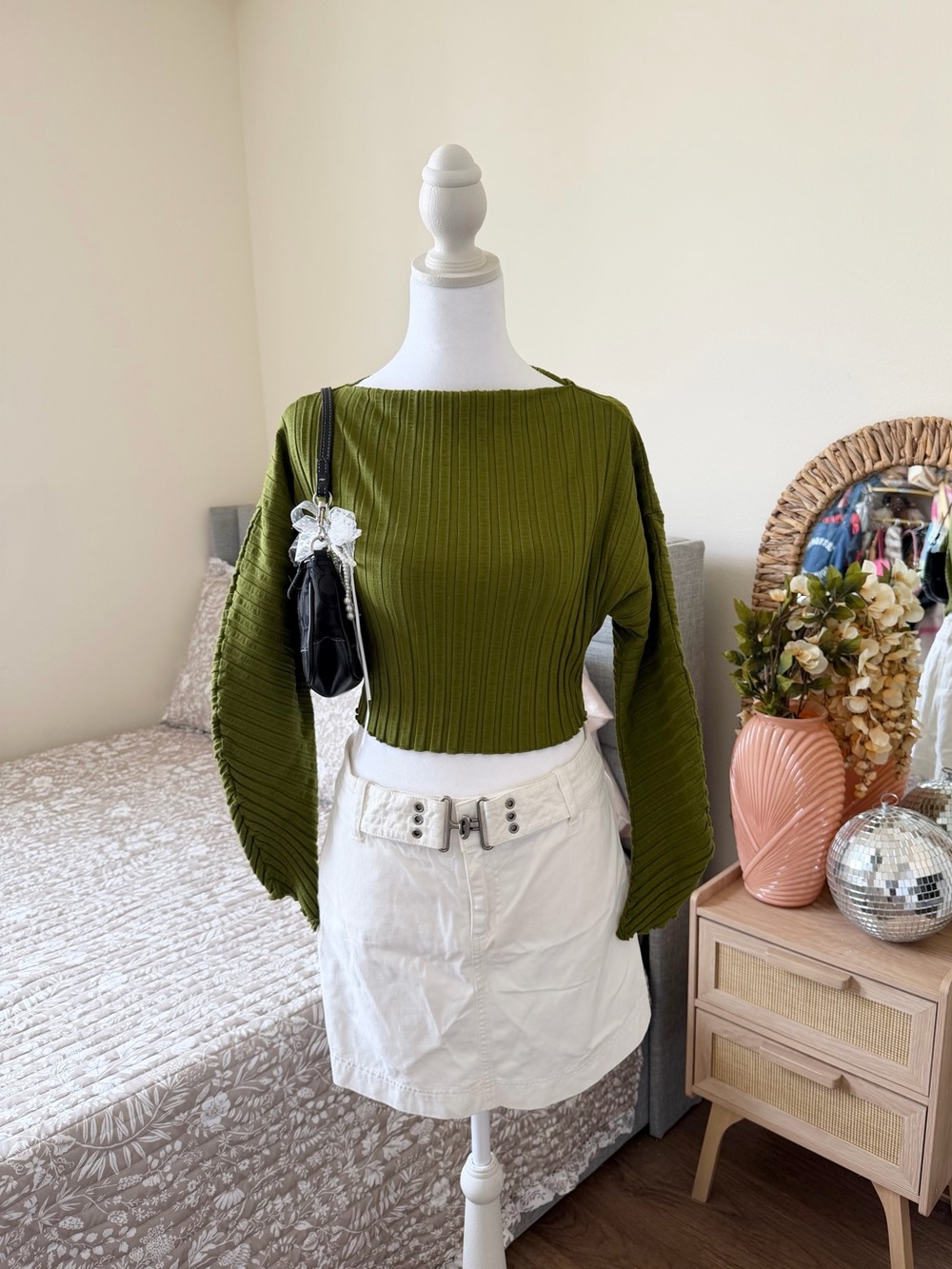 Zippie Top in Earth Green
SIMONMILLER